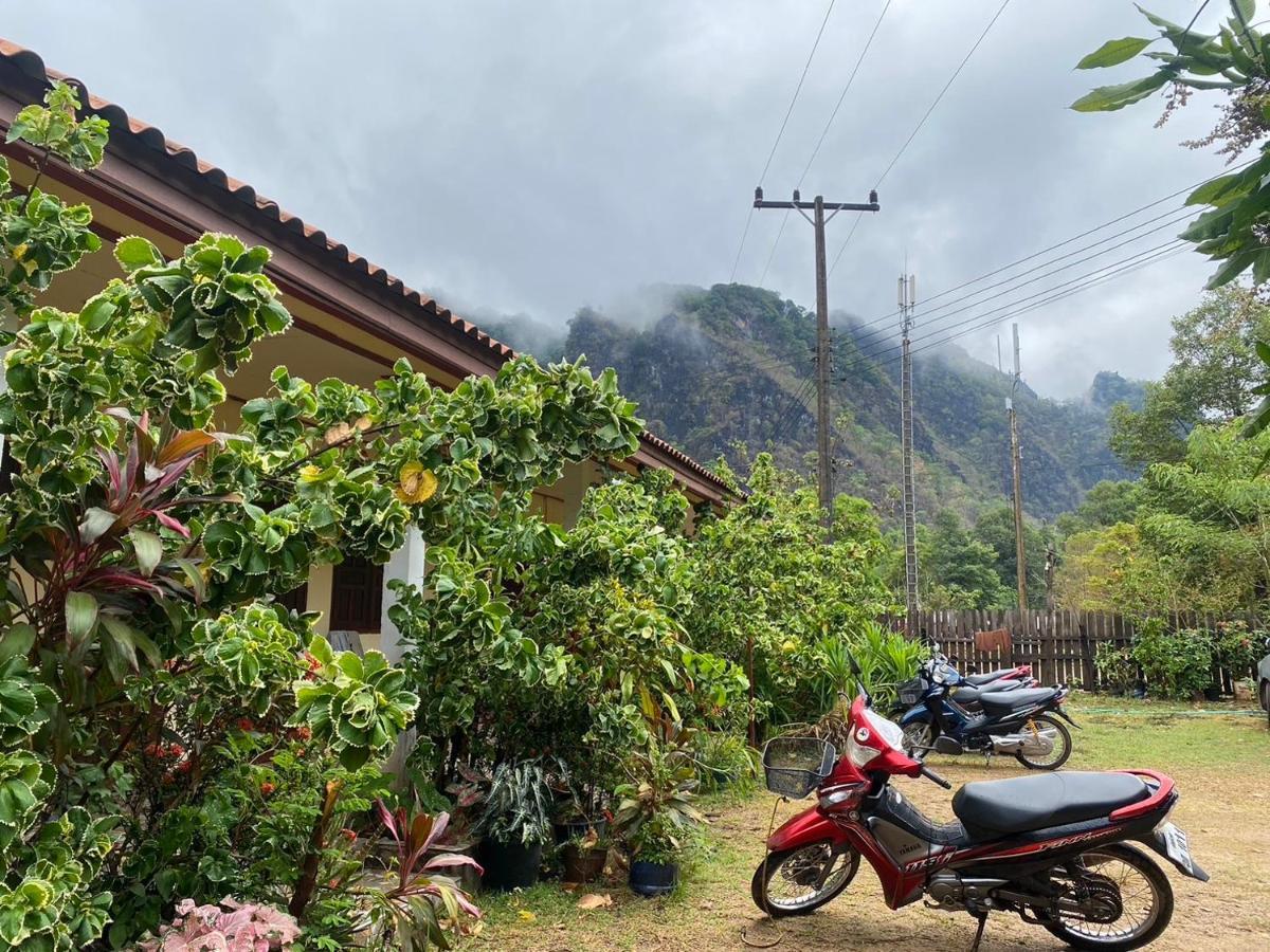 Letana Guesthouse Ban O Bagian luar foto