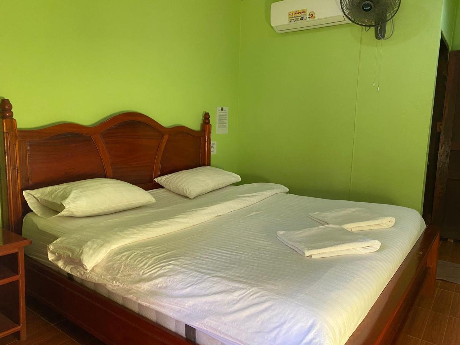 Letana Guesthouse Ban O Bagian luar foto